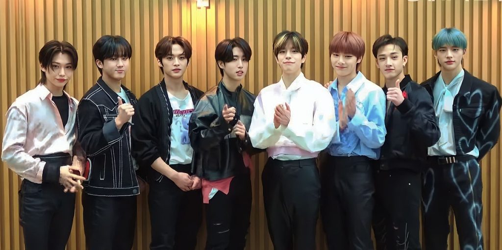 Stray_Kids